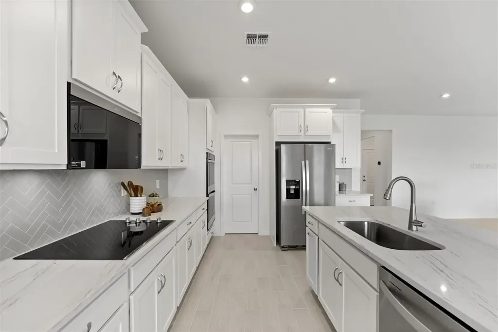 2782 Sweet Acacia Drive Clermont FL 34711