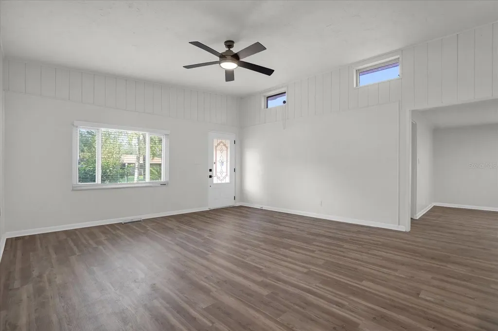 32 Virginia Avenue Deland FL 32724
