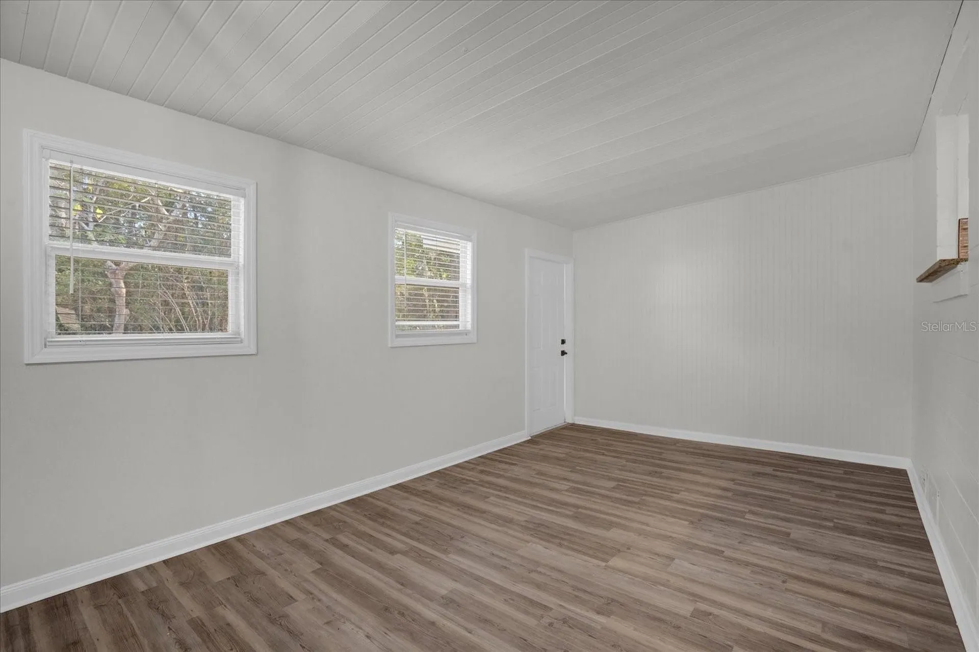 32 Virginia Avenue Deland FL 32724