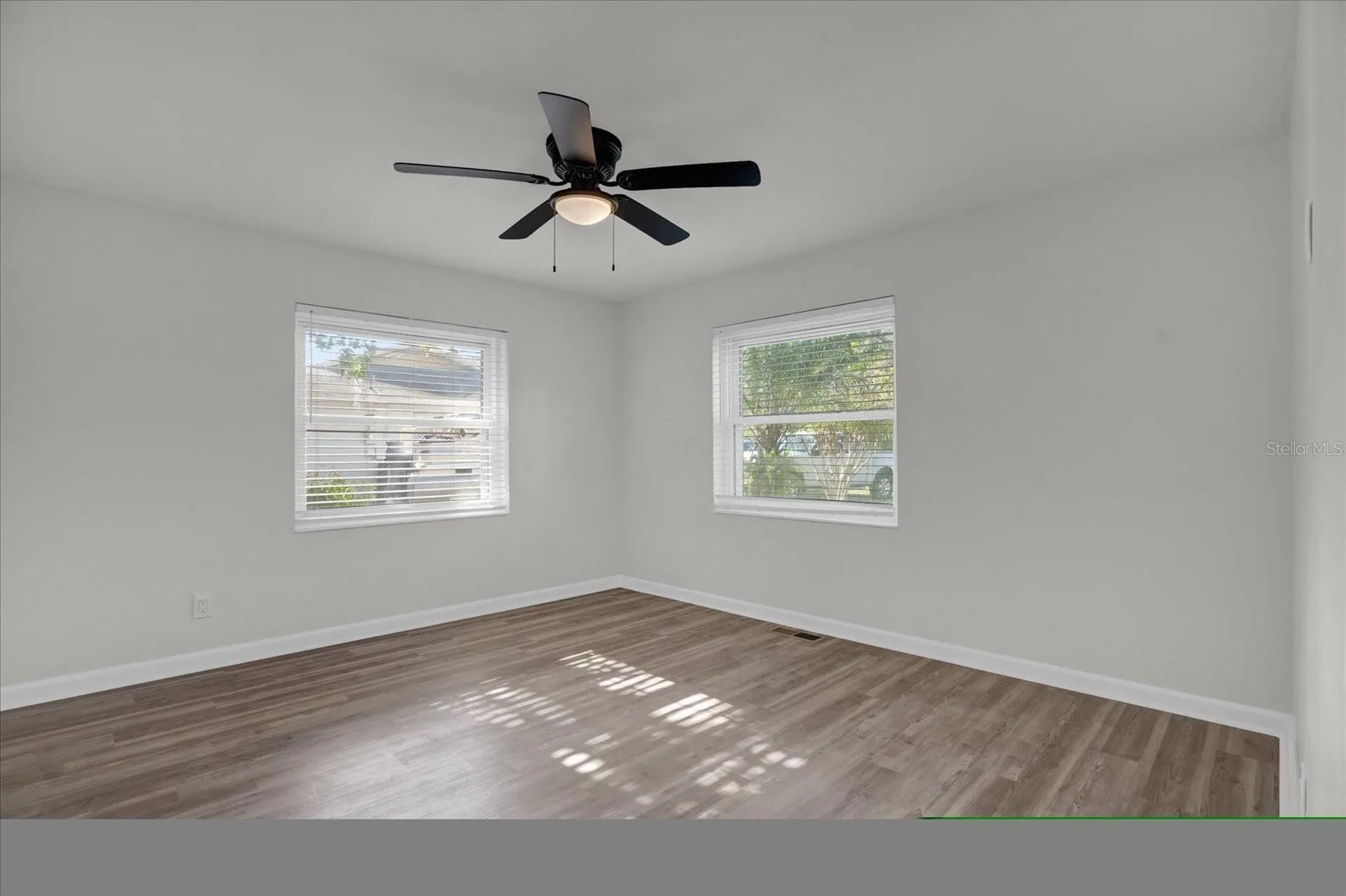 32 Virginia Avenue Deland FL 32724