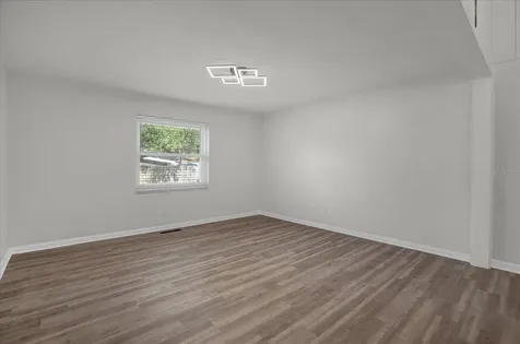 32 Virginia Avenue Deland FL 32724
