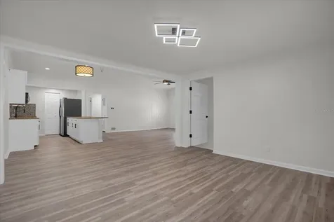 32 Virginia Avenue Deland FL 32724