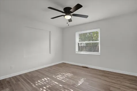 32 Virginia Avenue Deland FL 32724