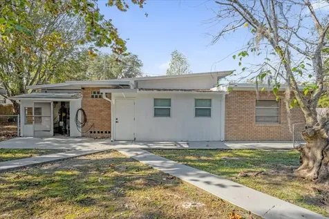 32 Virginia Avenue Deland FL 32724