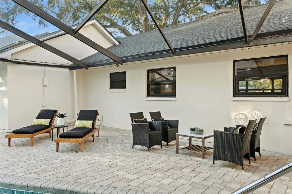 4504 W Lamb Avenue Tampa FL 33629