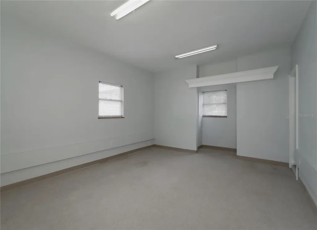 6465 1st Avenue S St Petersburg FL 33707