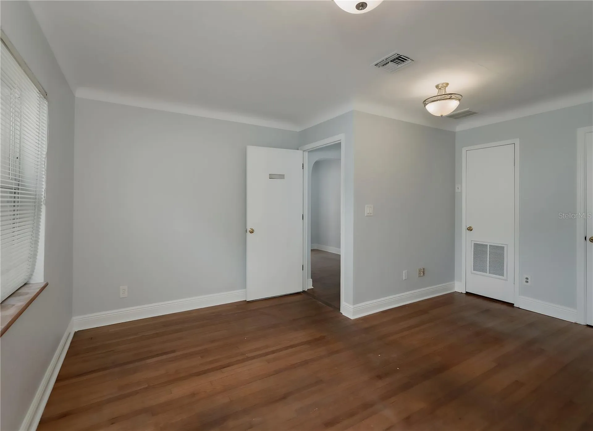 6465 1st Avenue S St Petersburg FL 33707