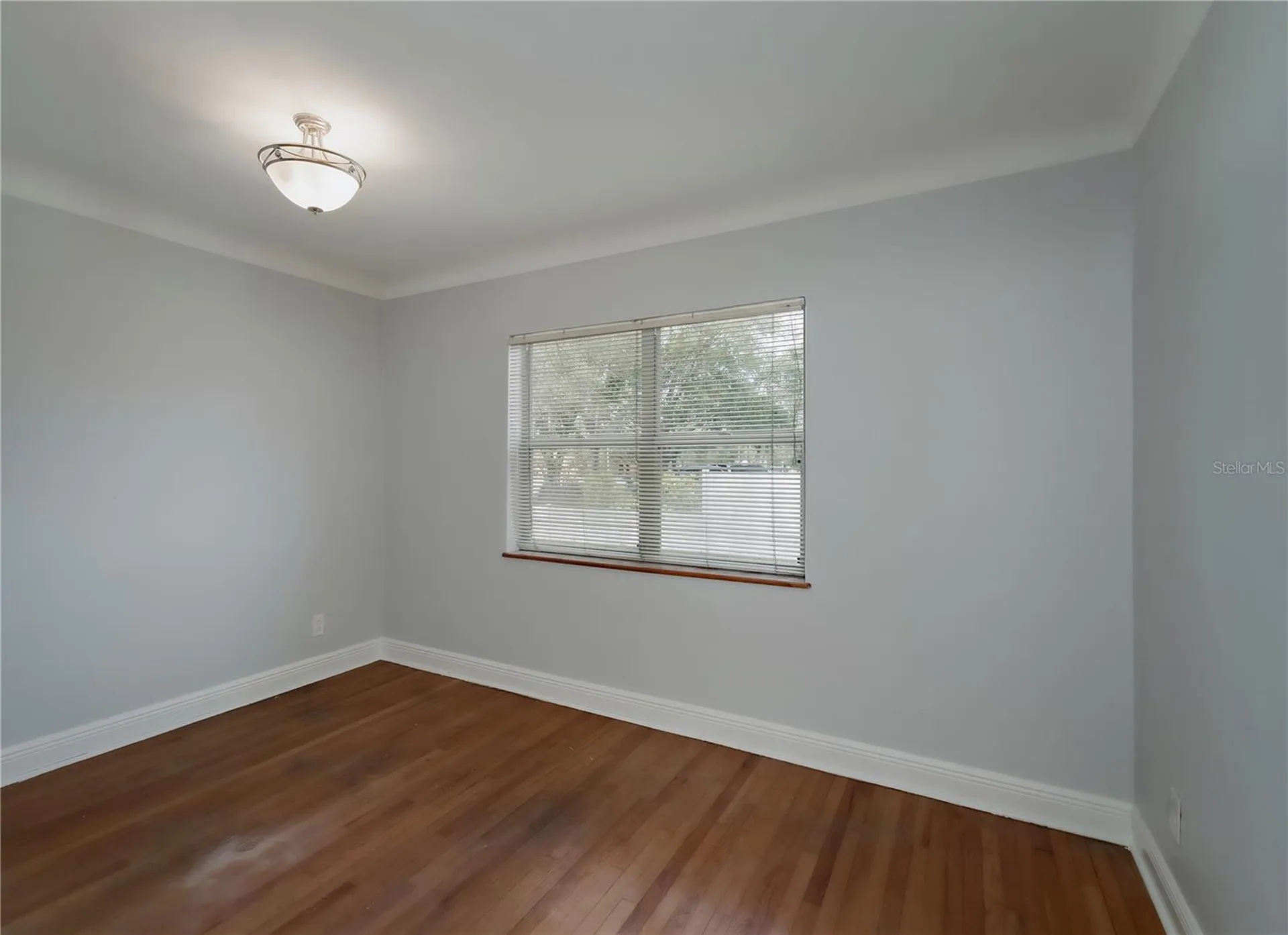 6465 1st Avenue S St Petersburg FL 33707