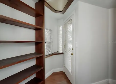 6465 1st Avenue S St Petersburg FL 33707