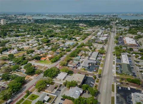 6465 1st Avenue S St Petersburg FL 33707