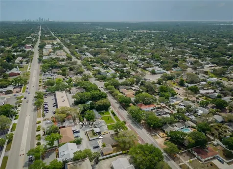 6465 1st Avenue S St Petersburg FL 33707