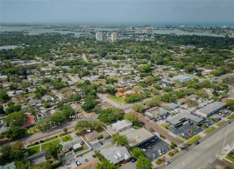 6465 1st Avenue S St Petersburg FL 33707