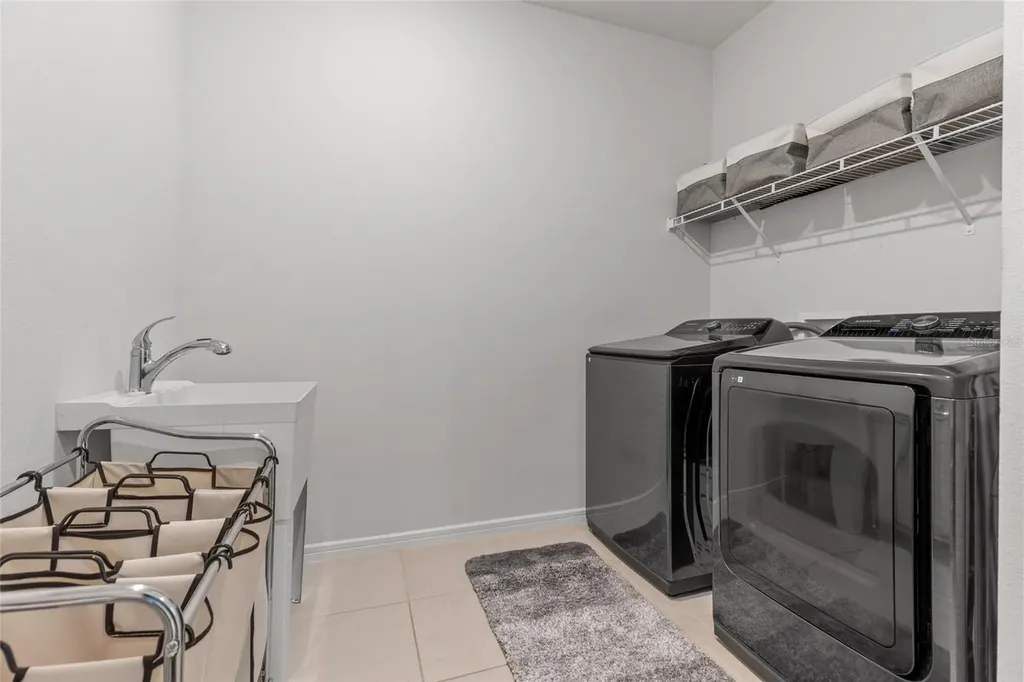 6248 Bradford Woods Drive Zephyrhills FL 33542