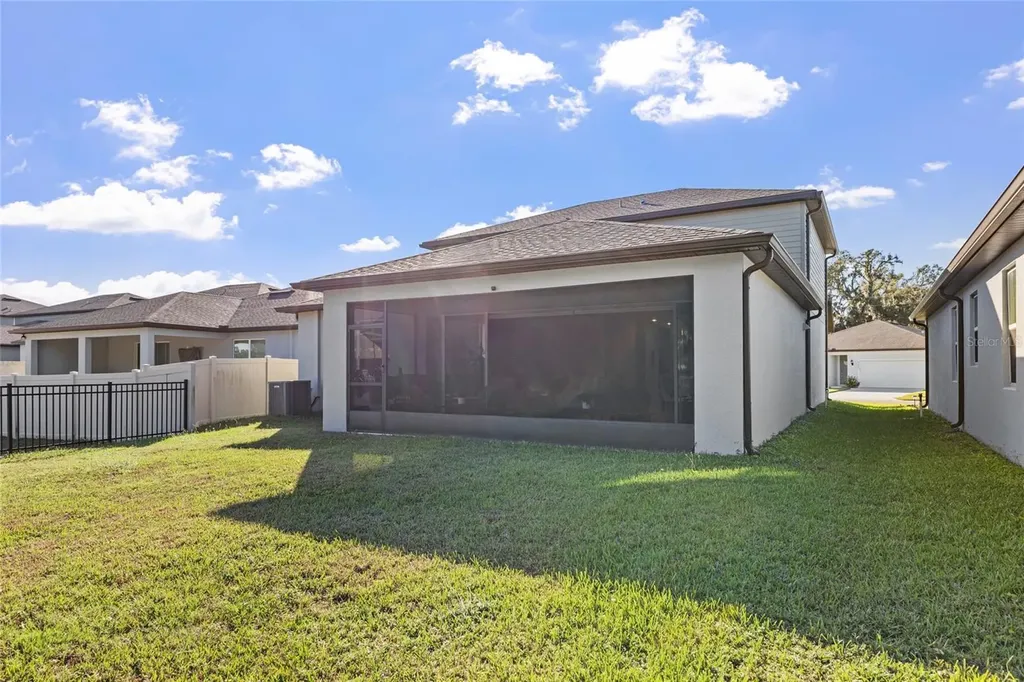 6248 Bradford Woods Drive Zephyrhills FL 33542