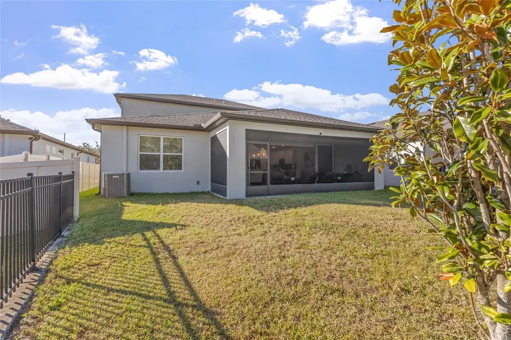 6248 Bradford Woods Drive Zephyrhills FL 33542