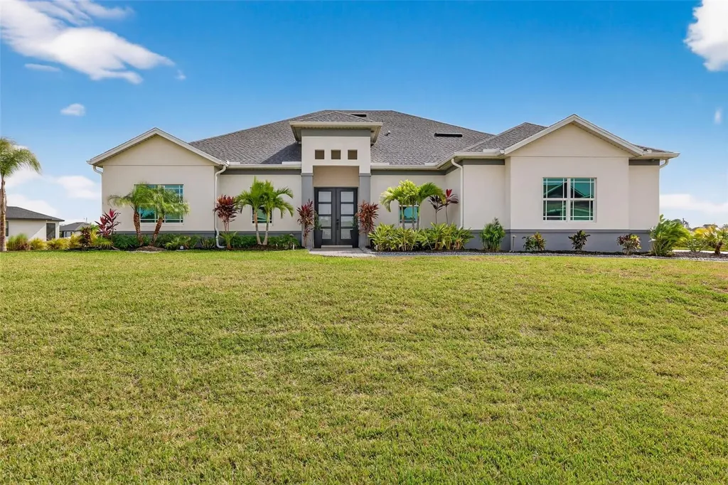4151 NE 9th Avenue Cape Coral FL 33909