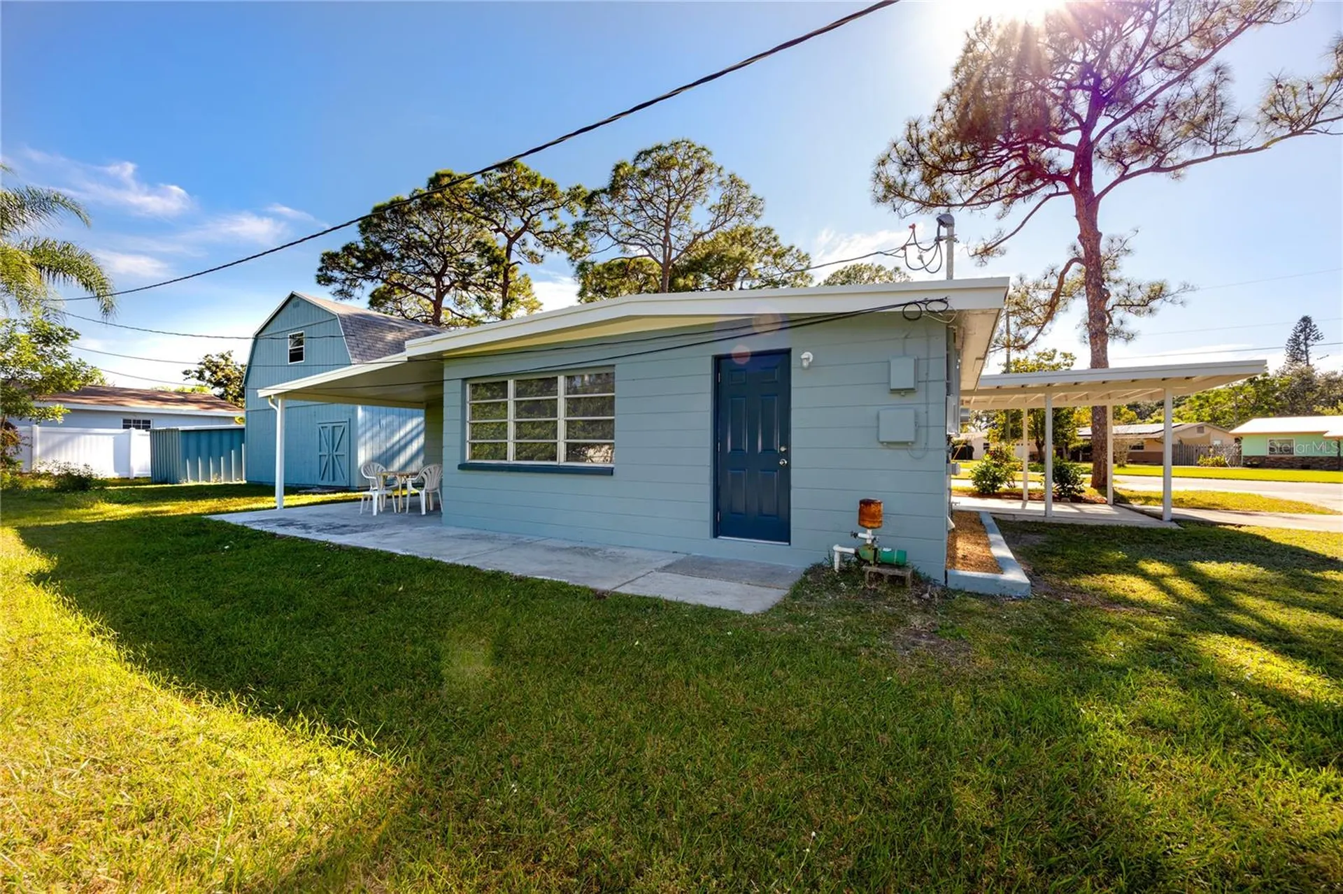 647 Garland Street N St Petersburg FL 33703