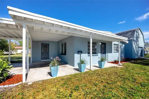 647 Garland Street N St Petersburg FL 33703
