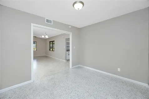 647 Garland Street N St Petersburg FL 33703