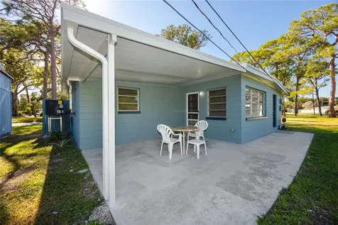 647 Garland Street N St Petersburg FL 33703