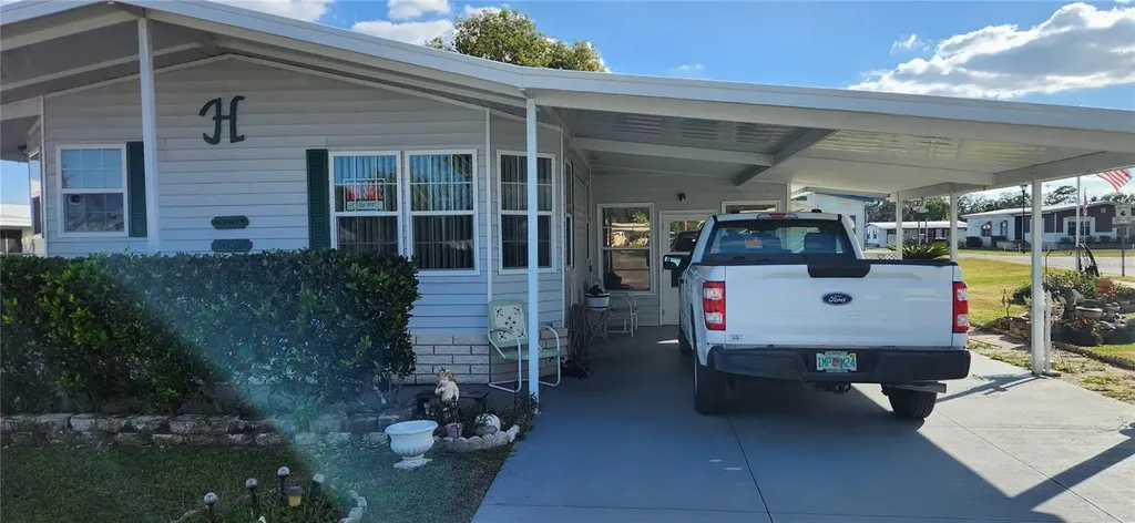 36330 Le Sabre Way Zephyrhills FL 33541