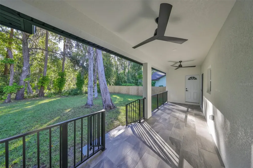 16407 Lake Byrd Drive Tampa FL 33618