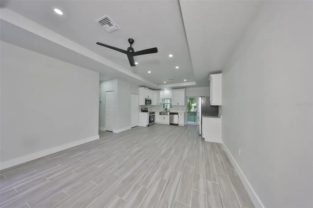 16407 Lake Byrd Drive Tampa FL 33618