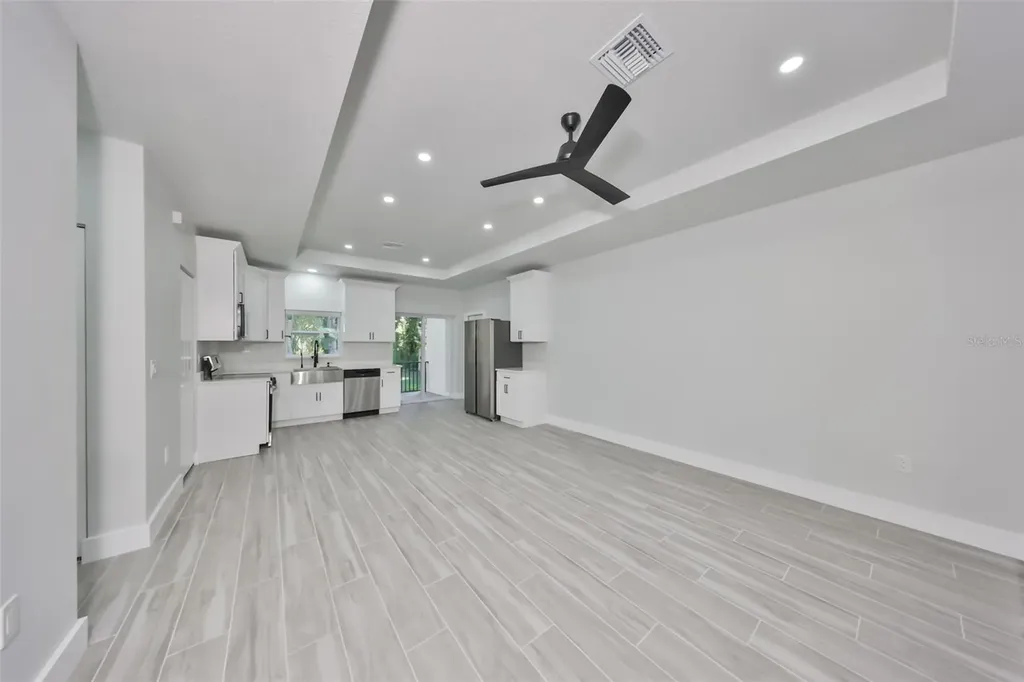 16407 Lake Byrd Drive Tampa FL 33618