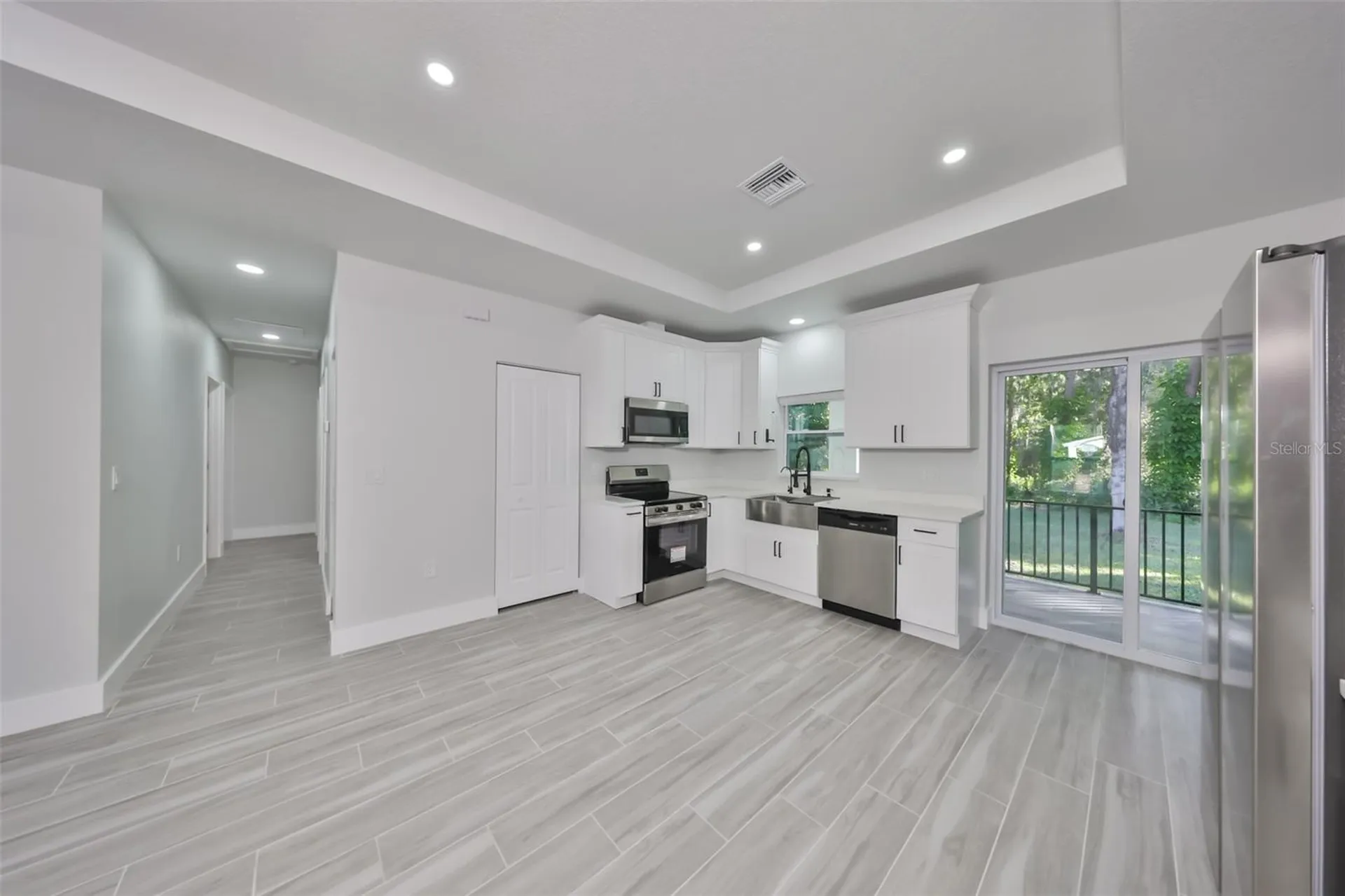 16407 Lake Byrd Drive Tampa FL 33618
