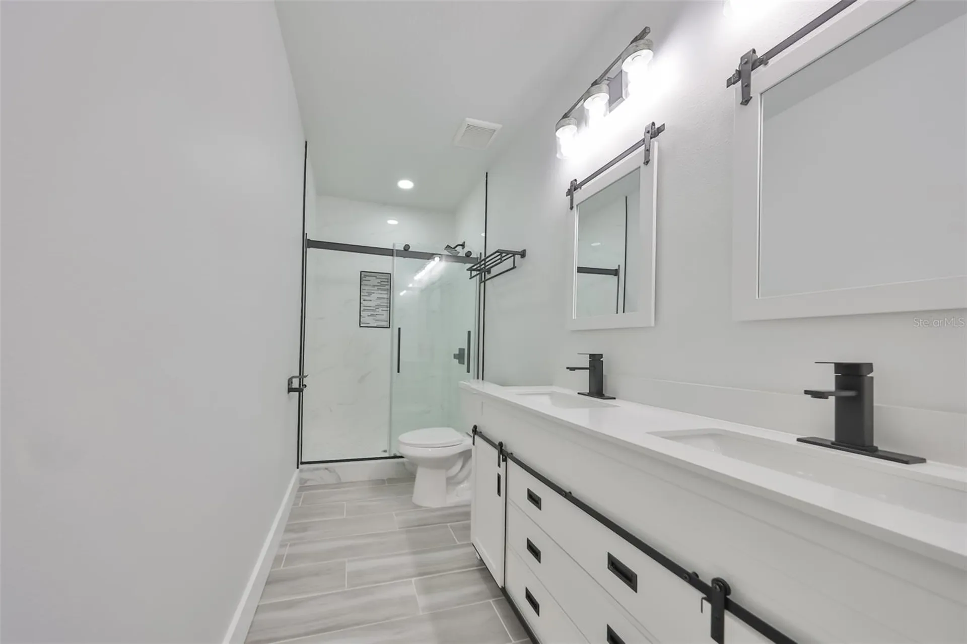 16407 Lake Byrd Drive Tampa FL 33618