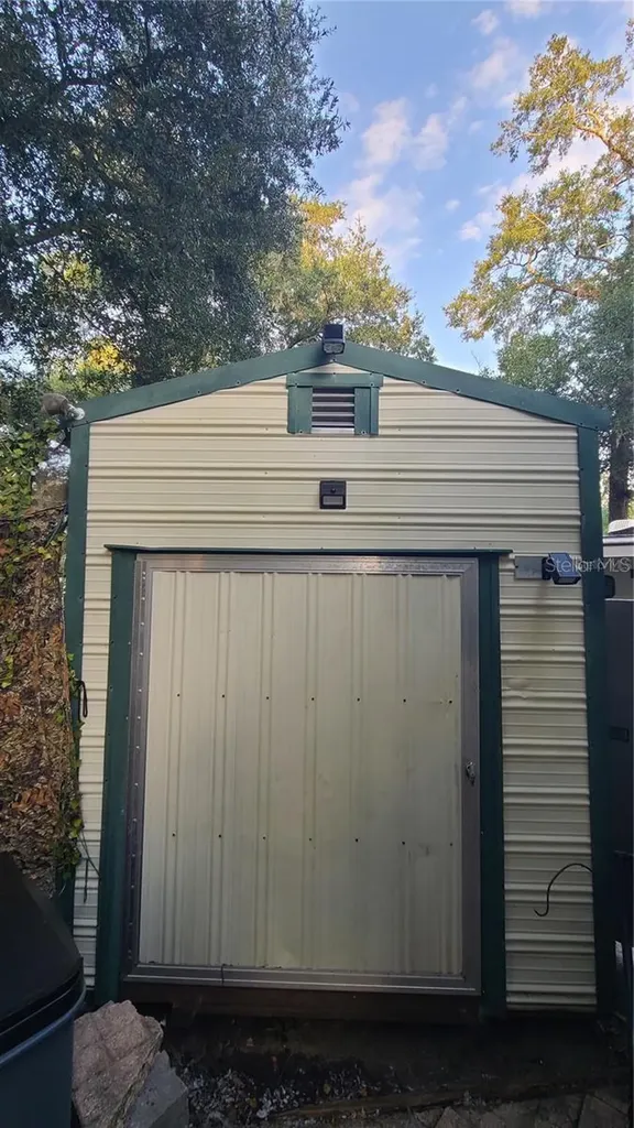 25205 NE 142nd Street Salt Springs FL 32134
