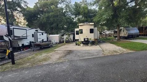 25205 NE 142nd Street Salt Springs FL 32134