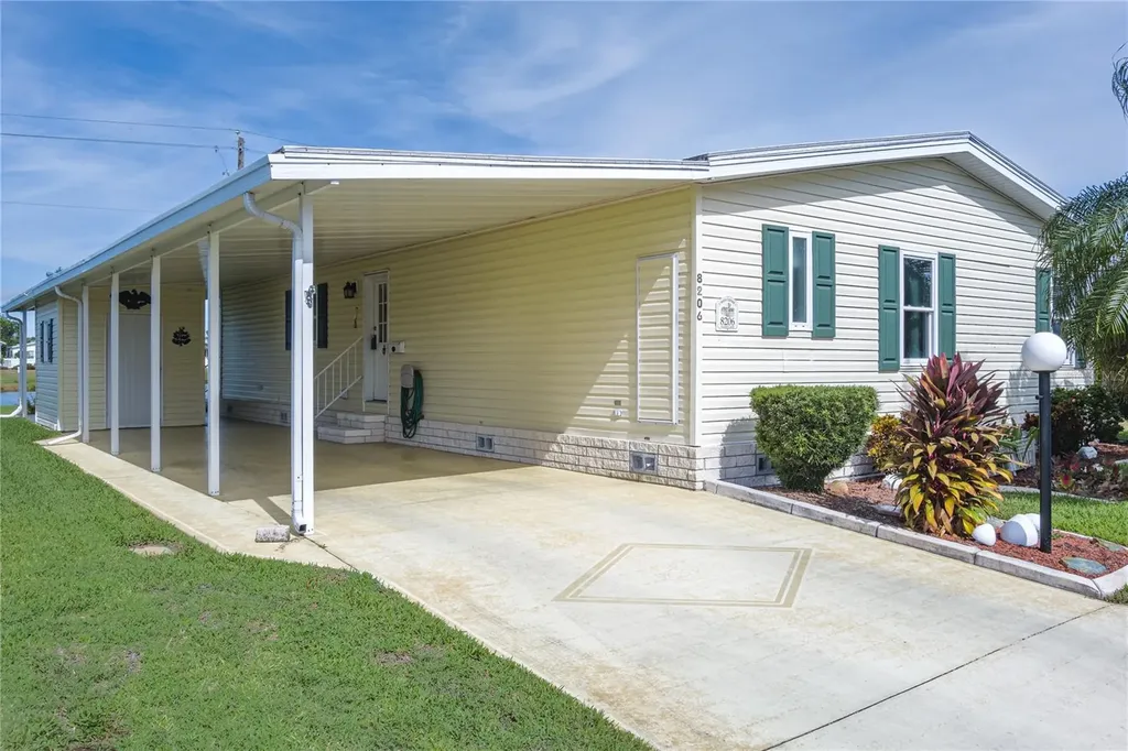 8206 Marie Lane Ellenton FL 34222