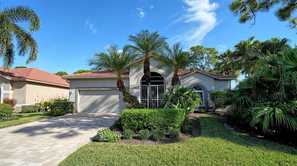 8875 Macgregor Lane Sarasota FL 34238