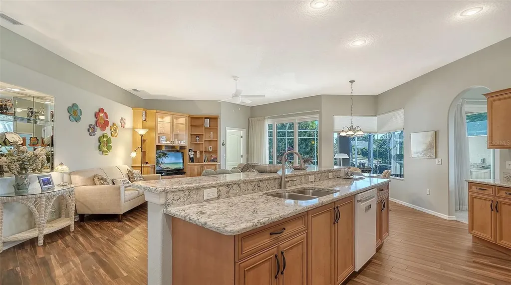 8875 Macgregor Lane Sarasota FL 34238