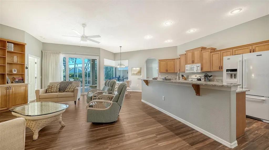 8875 Macgregor Lane Sarasota FL 34238