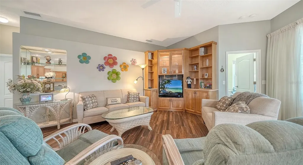 8875 Macgregor Lane Sarasota FL 34238