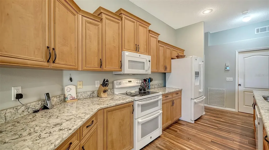 8875 Macgregor Lane Sarasota FL 34238