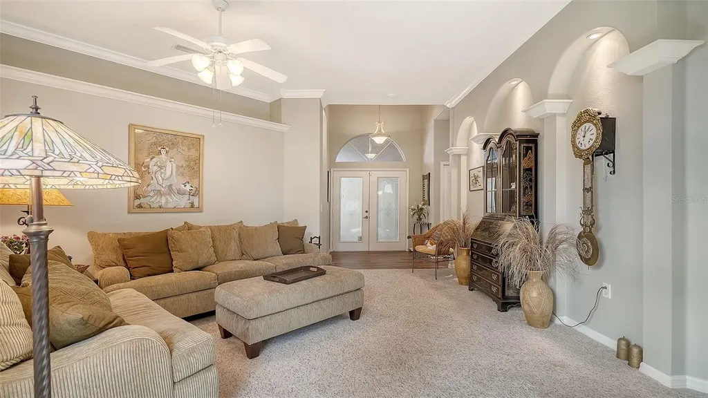 8875 Macgregor Lane Sarasota FL 34238