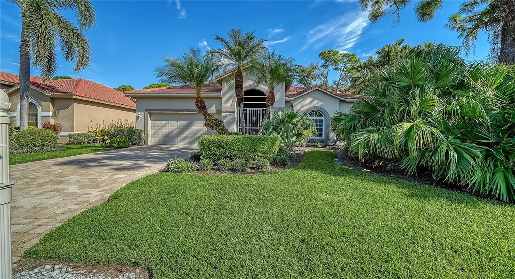 8875 Macgregor Lane Sarasota FL 34238