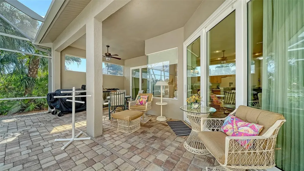 8875 Macgregor Lane Sarasota FL 34238