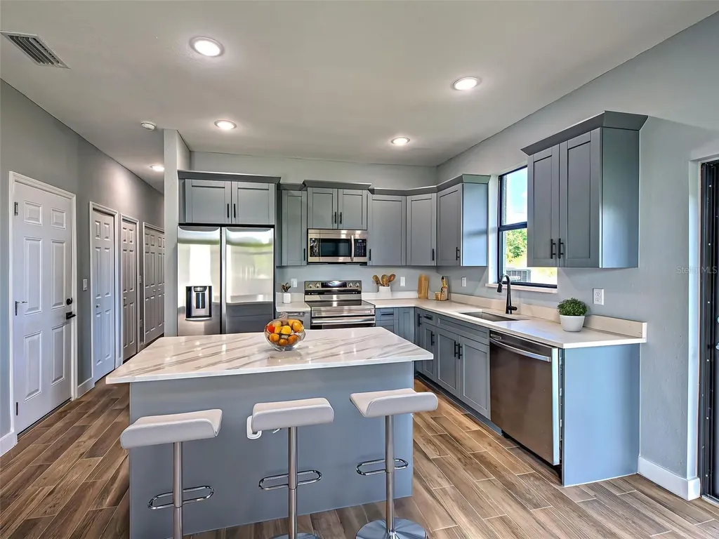 11240-42 Kimberly Avenue Englewood FL 34224