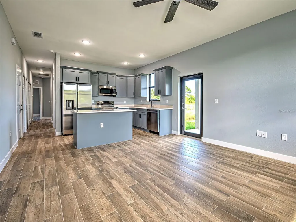 11240-42 Kimberly Avenue Englewood FL 34224