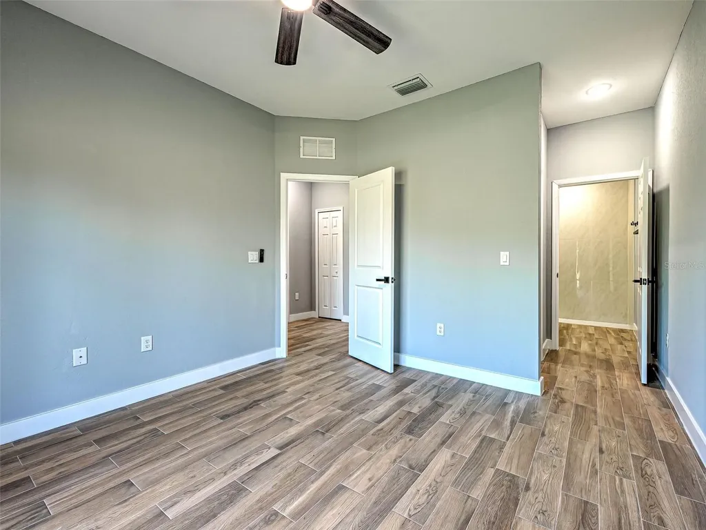 11240-42 Kimberly Avenue Englewood FL 34224