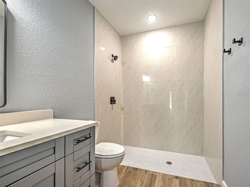 11240-42 Kimberly Avenue Englewood FL 34224