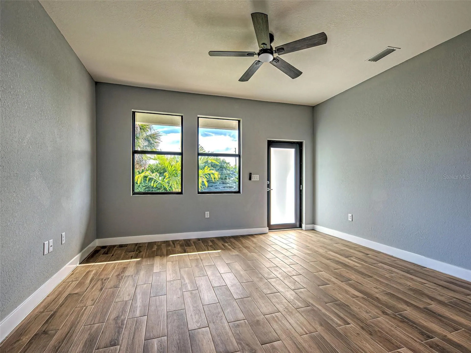 11240-42 Kimberly Avenue Englewood FL 34224