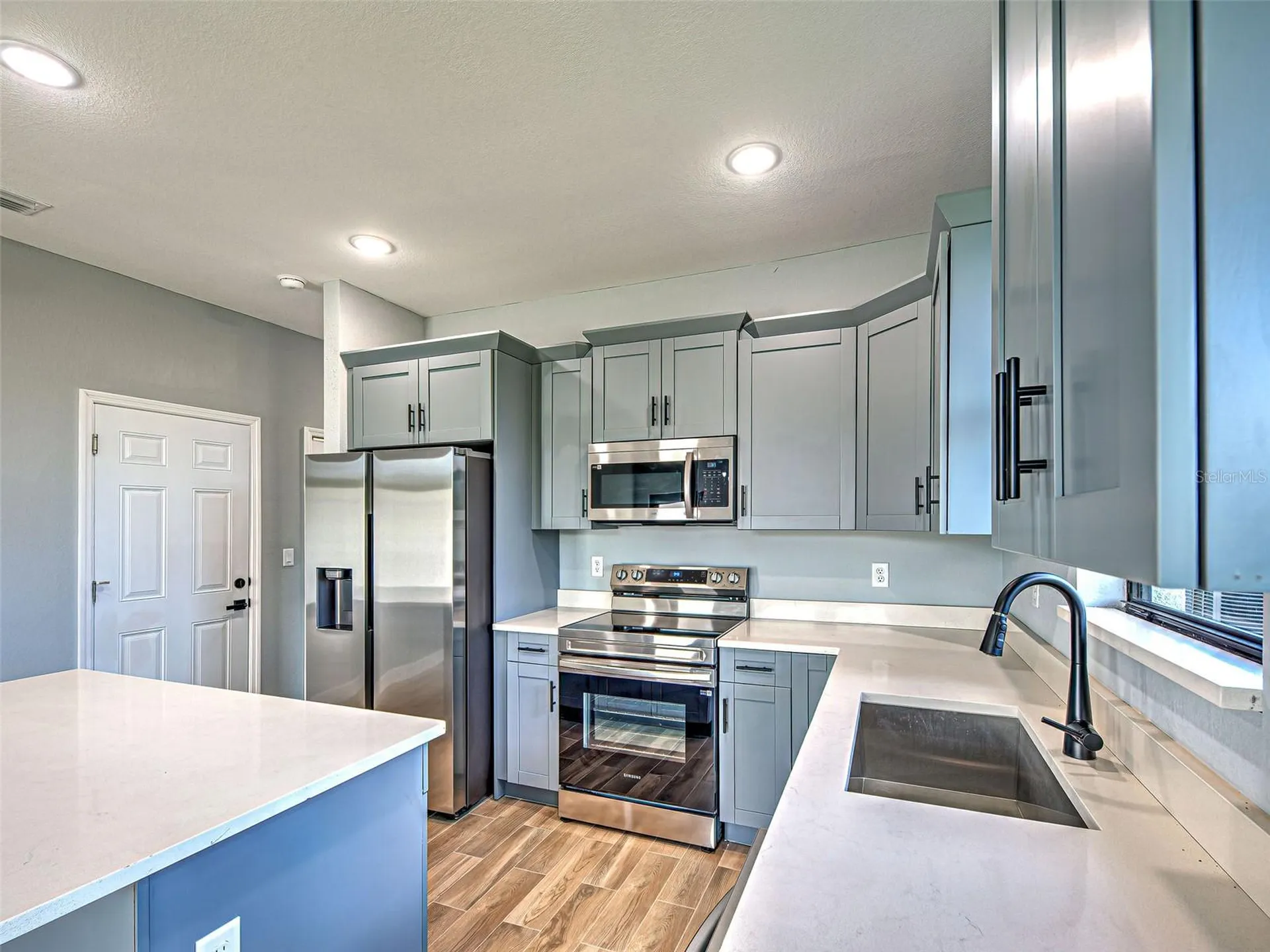 11240-42 Kimberly Avenue Englewood FL 34224