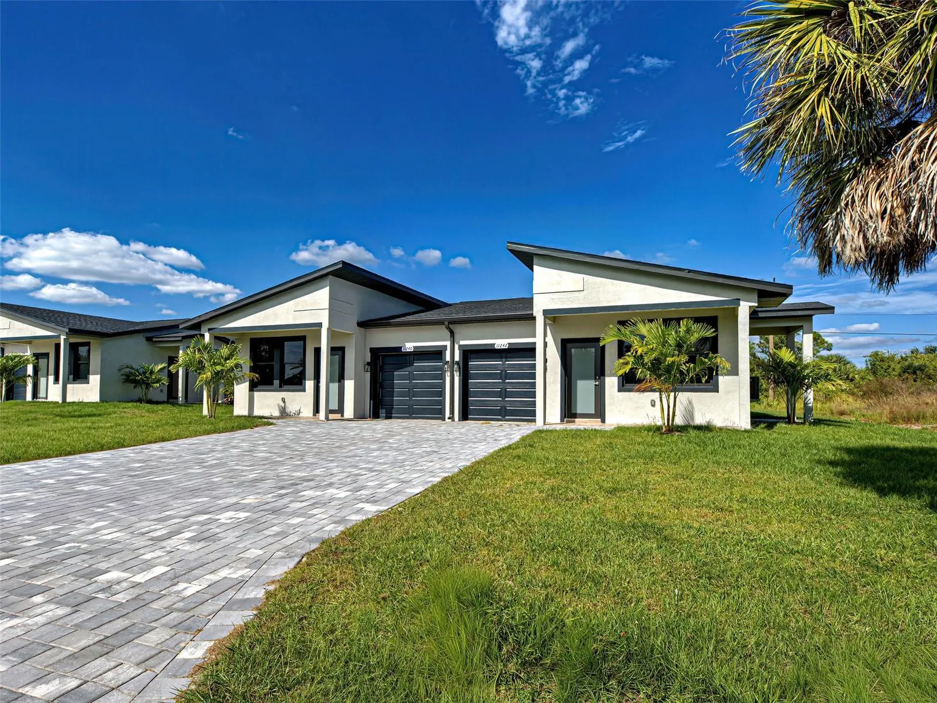 11240-42 Kimberly Avenue Englewood FL 34224
