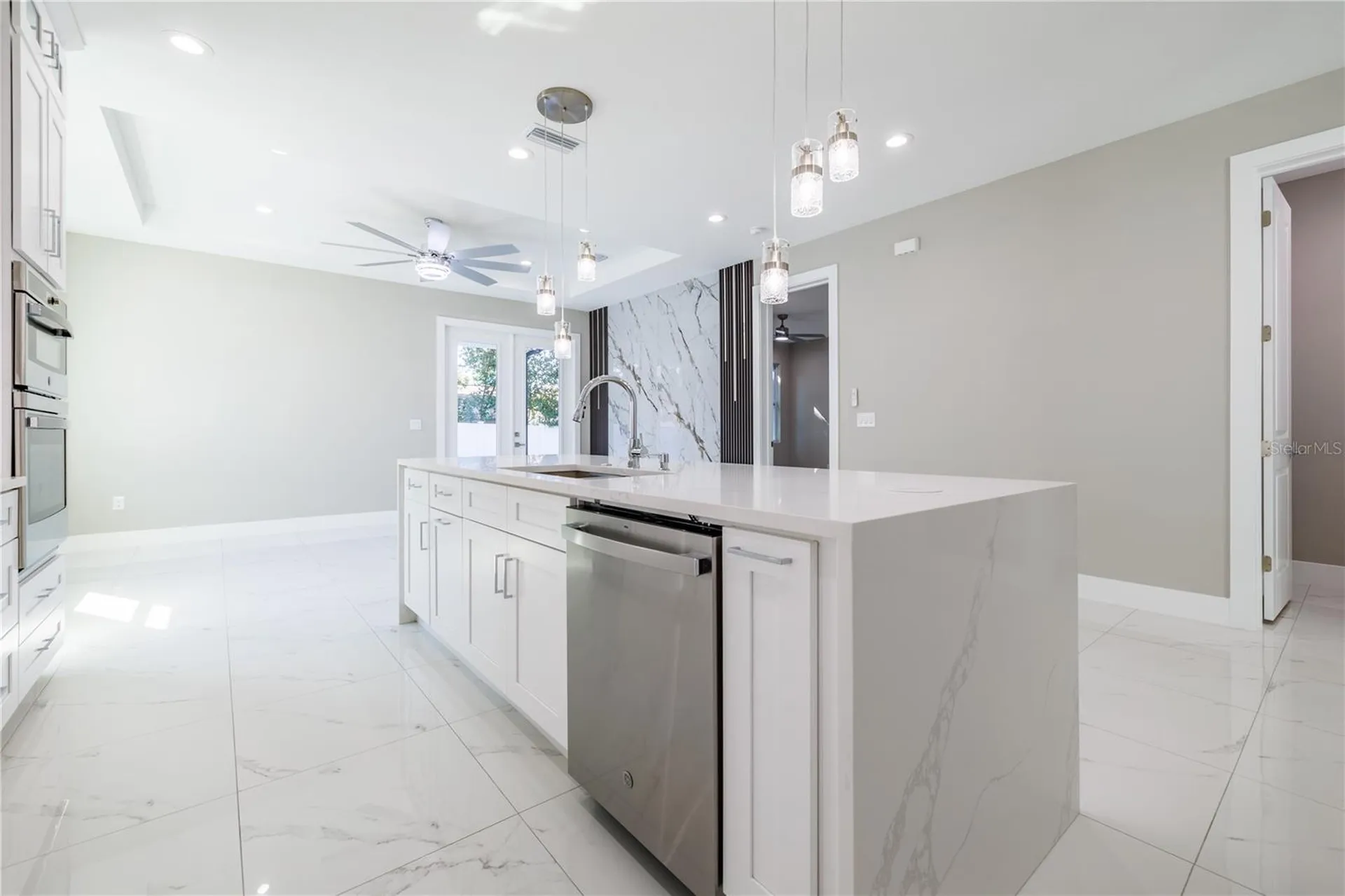 4006 W La Salle Street Tampa FL 33607
