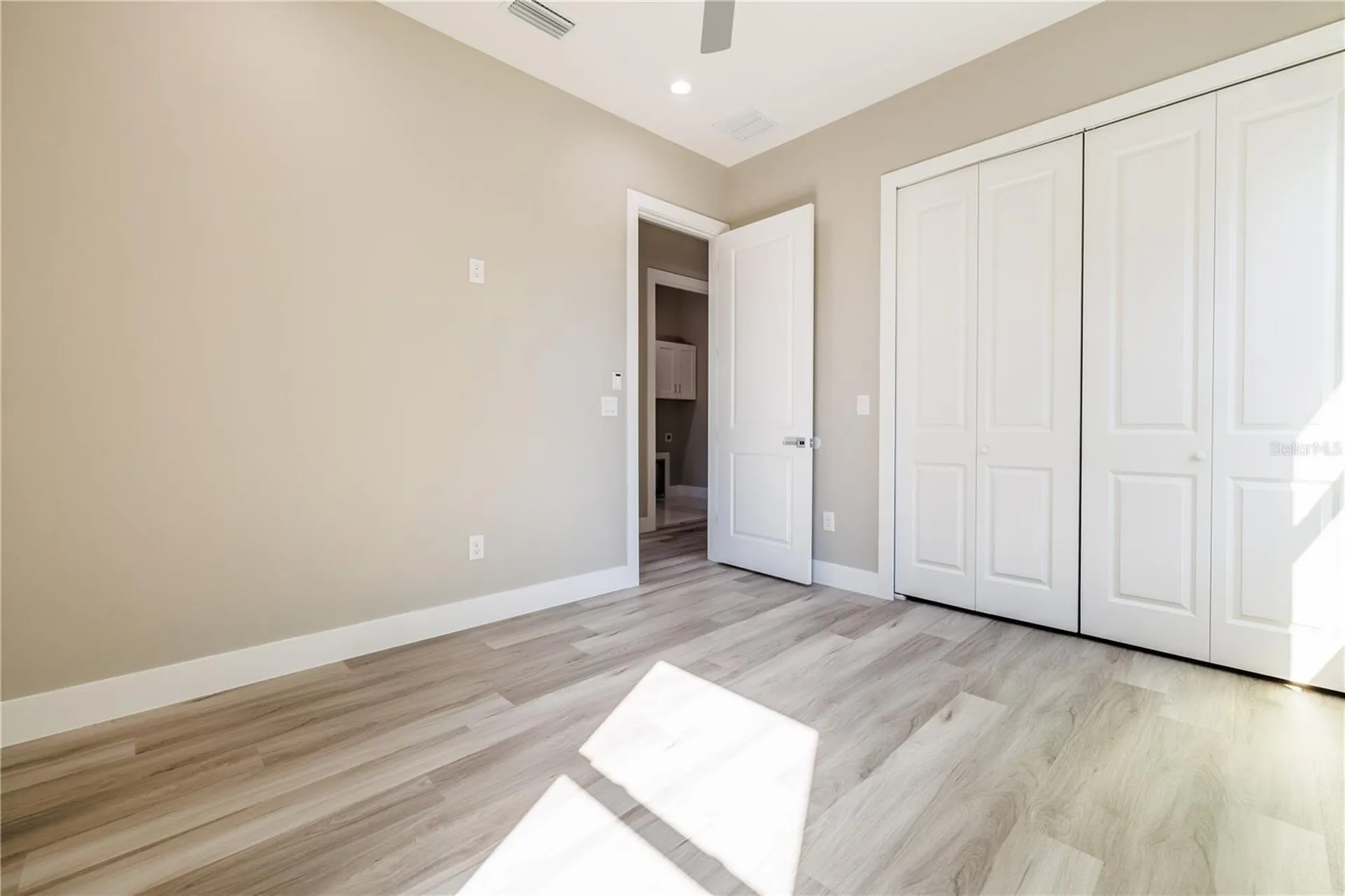 4006 W La Salle Street Tampa FL 33607